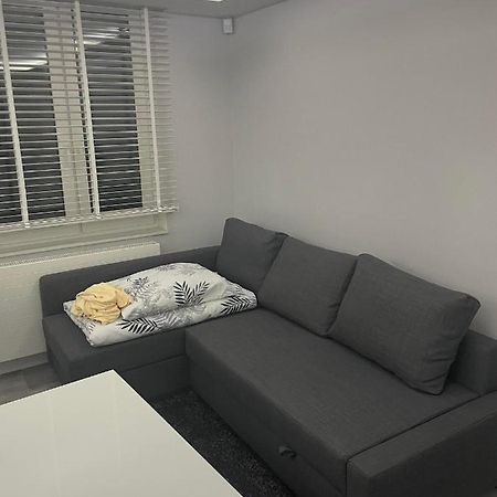 Апартаменты Apartament Poniatowa Экстерьер фото